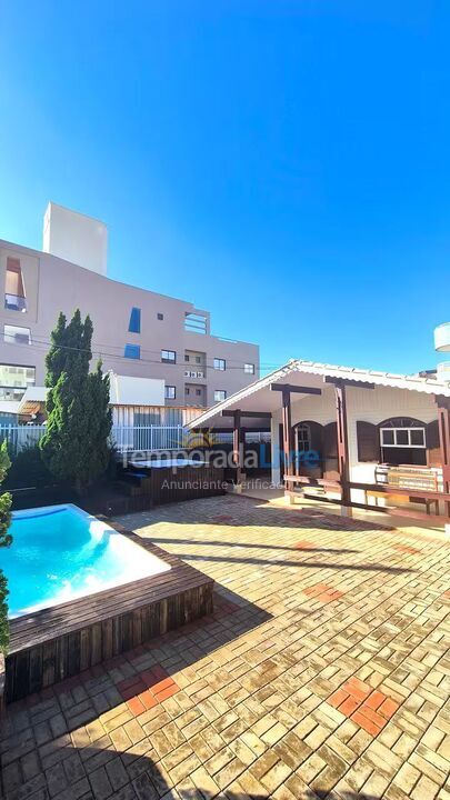 House for vacation rental in Bombinhas (Mariscal)