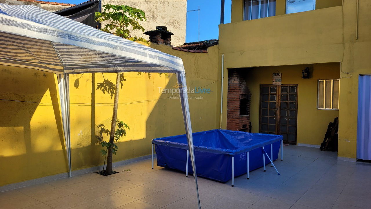 Casa para aluguel de temporada em Praia Grande (Vila Mirim)