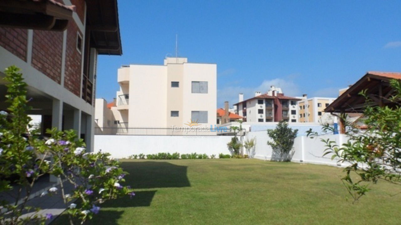 Casa para aluguel de temporada em Florianopolis (Praia dos Ingleses)
