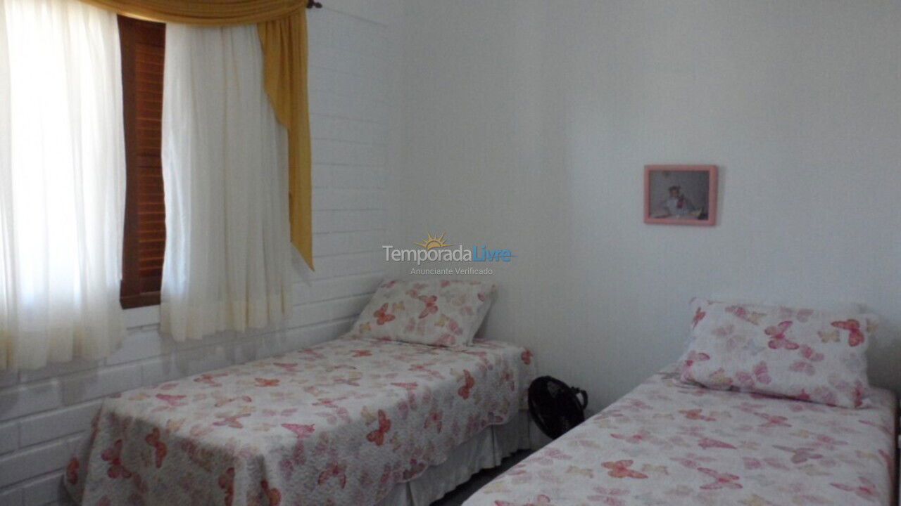 Casa para aluguel de temporada em Florianopolis (Praia dos Ingleses)