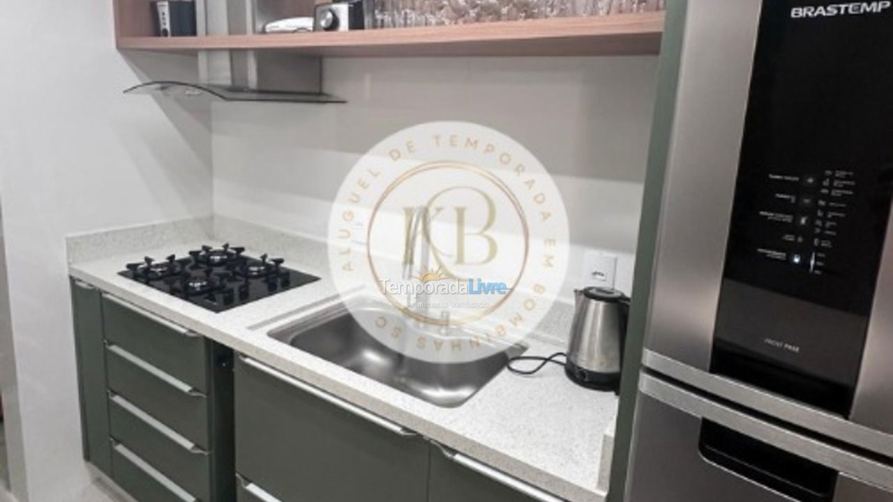 Apartamento para aluguel de temporada em Bombinhas (Canto Grande)