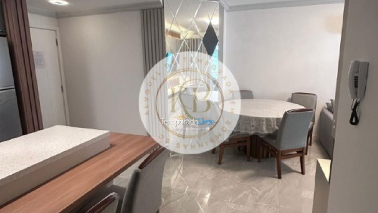 Apartamento para aluguel de temporada em Bombinhas (Canto Grande)