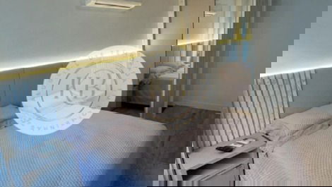 Apartamento em condomínio fechado com piscina