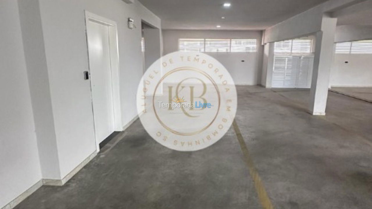 Apartamento para aluguel de temporada em Bombinhas (Canto Grande)