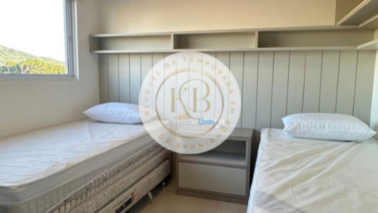 Apartamento para aluguel de temporada em Bombinhas (Canto Grande)