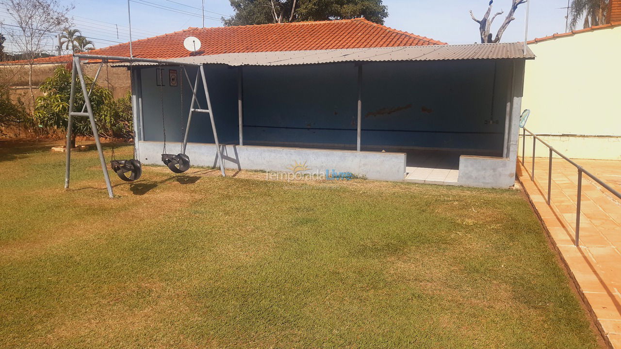 Granja para alquiler de vacaciones em Rio Claro (Alto do Santana)