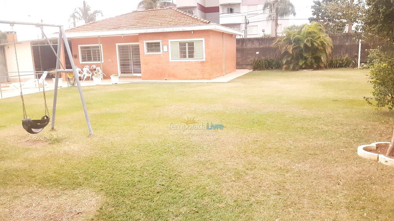 Granja para alquiler de vacaciones em Rio Claro (Alto do Santana)