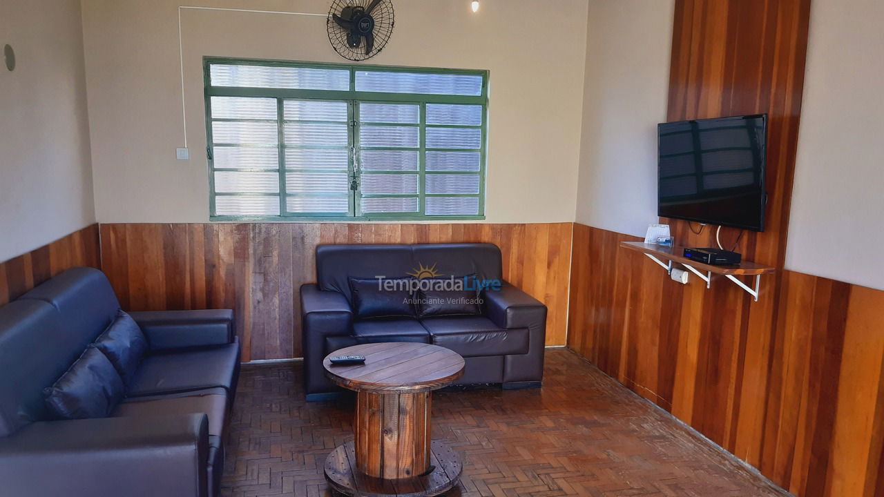 Granja para alquiler de vacaciones em Rio Claro (Alto do Santana)