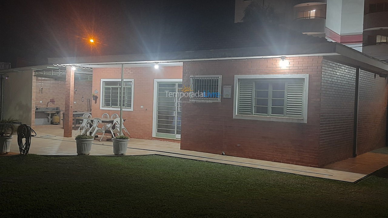 Granja para alquiler de vacaciones em Rio Claro (Alto do Santana)