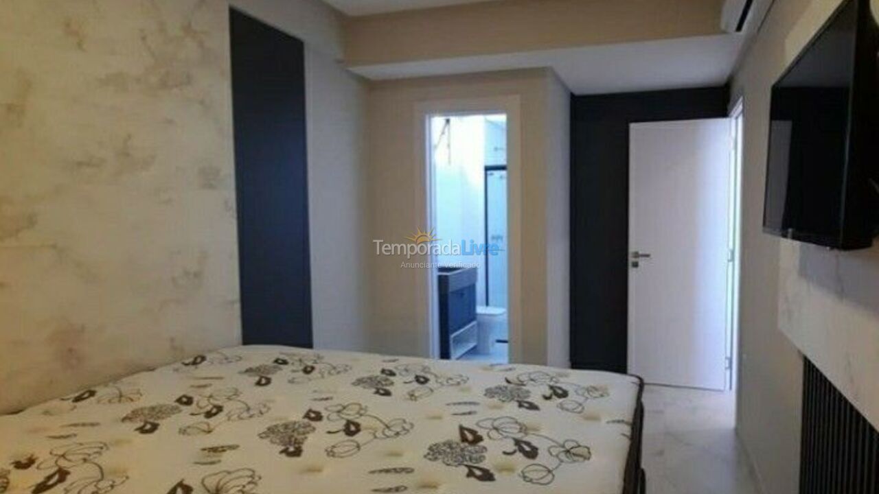 Apartment for vacation rental in Bombinhas (Praia de Bombas)