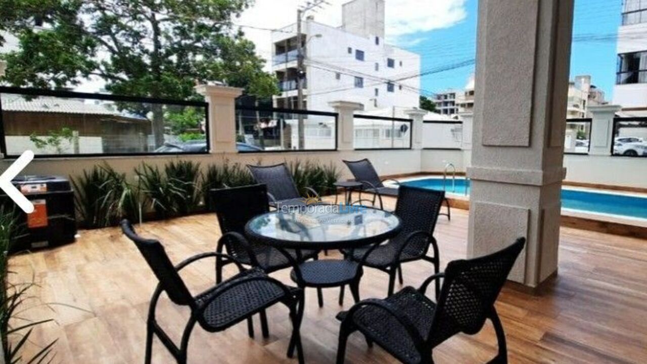 Apartment for vacation rental in Bombinhas (Praia de Bombas)