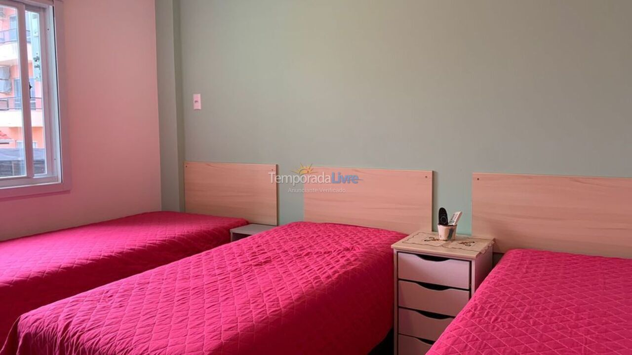 Apartment for vacation rental in Bombinhas (Praia de Bombas)