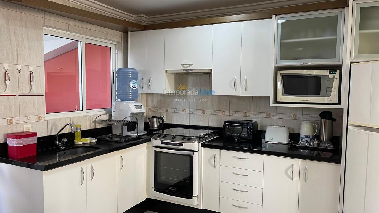 House for vacation rental in Bombinhas (Praia de Bombas)