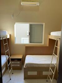3 BEDROOM HOUSE, 1 SUITES BOMBAS-BOMBINHAS/SC