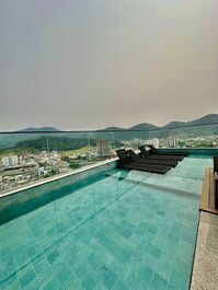 2 BEDROOMS BY THE SEA