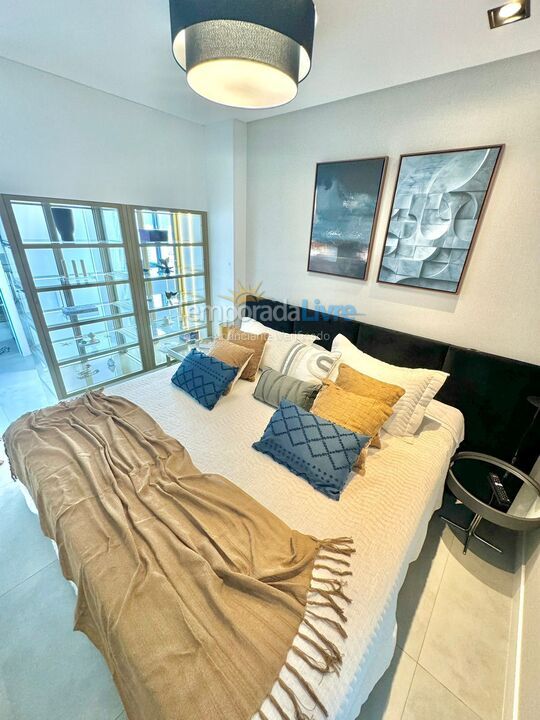 Apartment for vacation rental in Itapema (Centro)