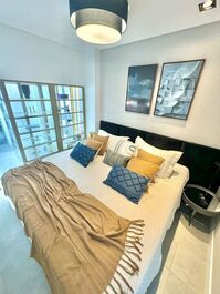 2 BEDROOMS BY THE SEA