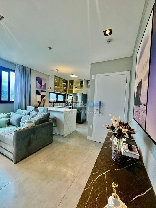 Apartment for vacation rental in Itapema (Centro)
