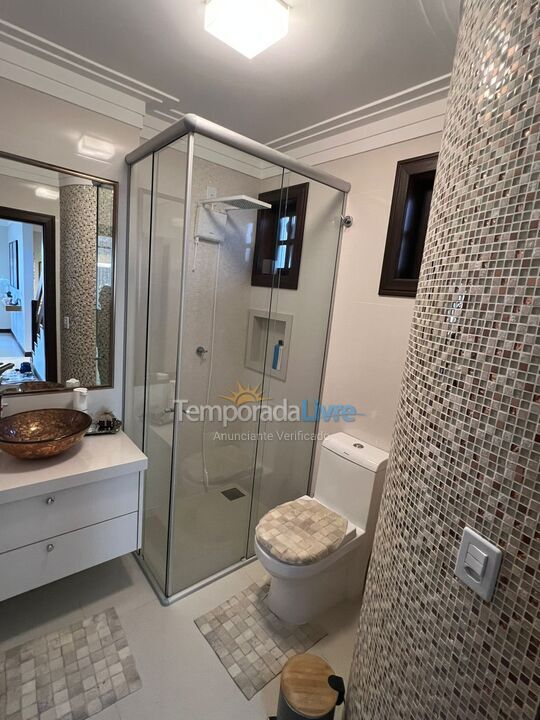 House for vacation rental in Bombinhas (Praia de Bombas)