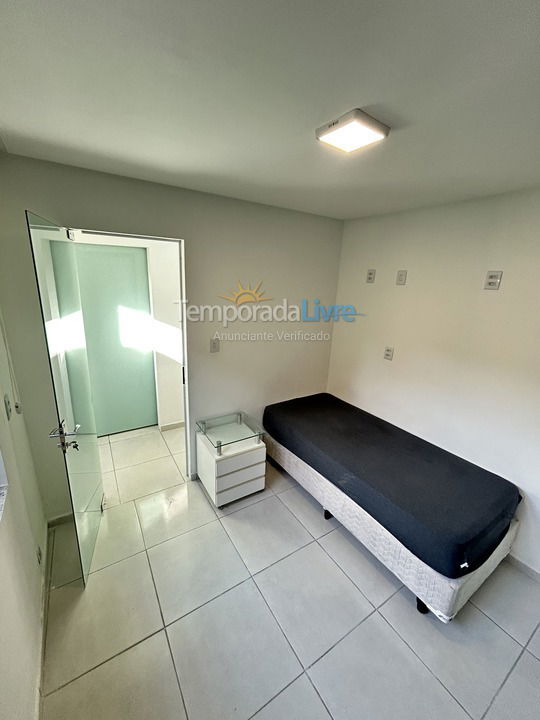 Apartamento para aluguel de temporada em Bombinhas (Canto Grande)