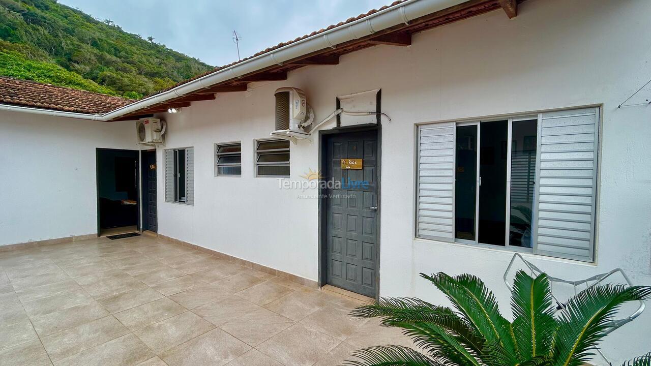 Apartamento para aluguel de temporada em São Francisco do Sul (Prainha)