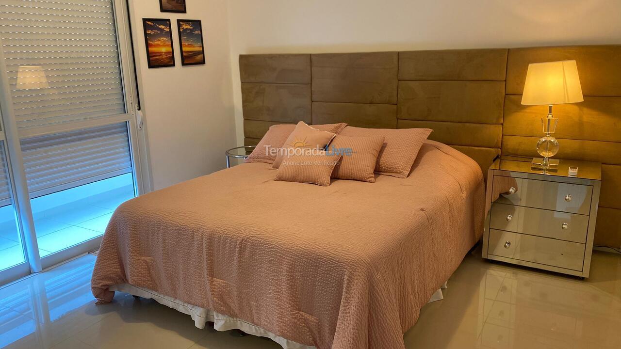 Casa para aluguel de temporada em Florianopolis (Praia dos Ingleses)