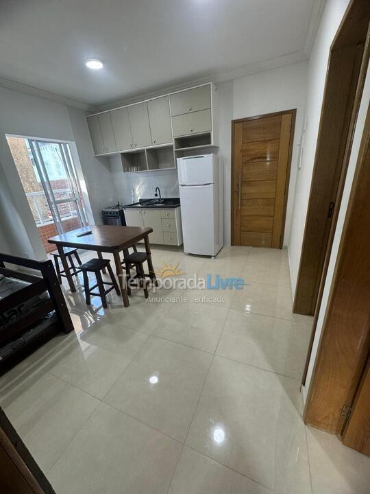 Apartamento para aluguel de temporada em Ubatuba (Centro)