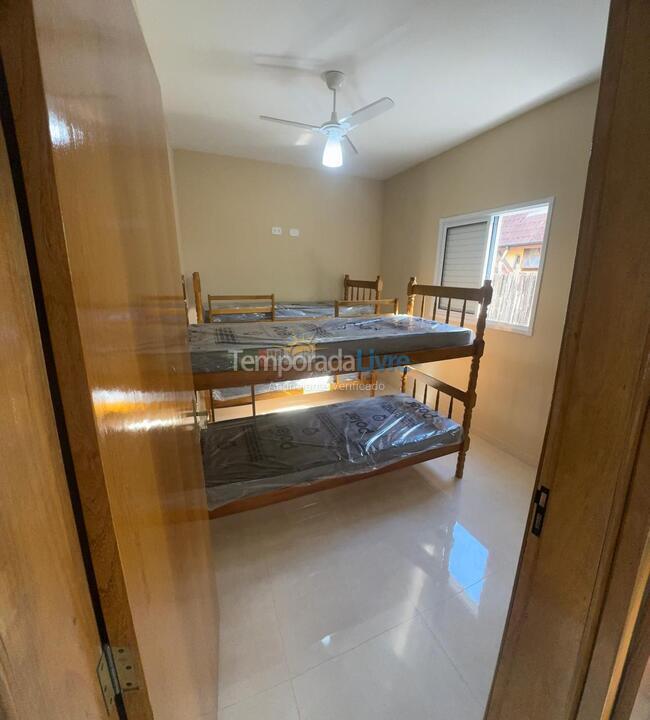 Apartamento para aluguel de temporada em Ubatuba (Centro)