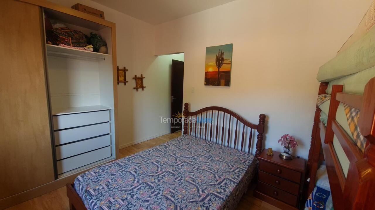 House for vacation rental in Caraguatatuba (Martim de Sá)