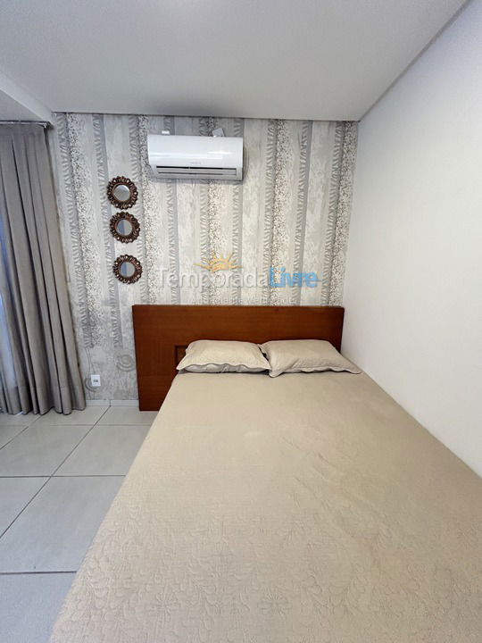 Apartamento para aluguel de temporada em Bombinhas (Canto Grande)
