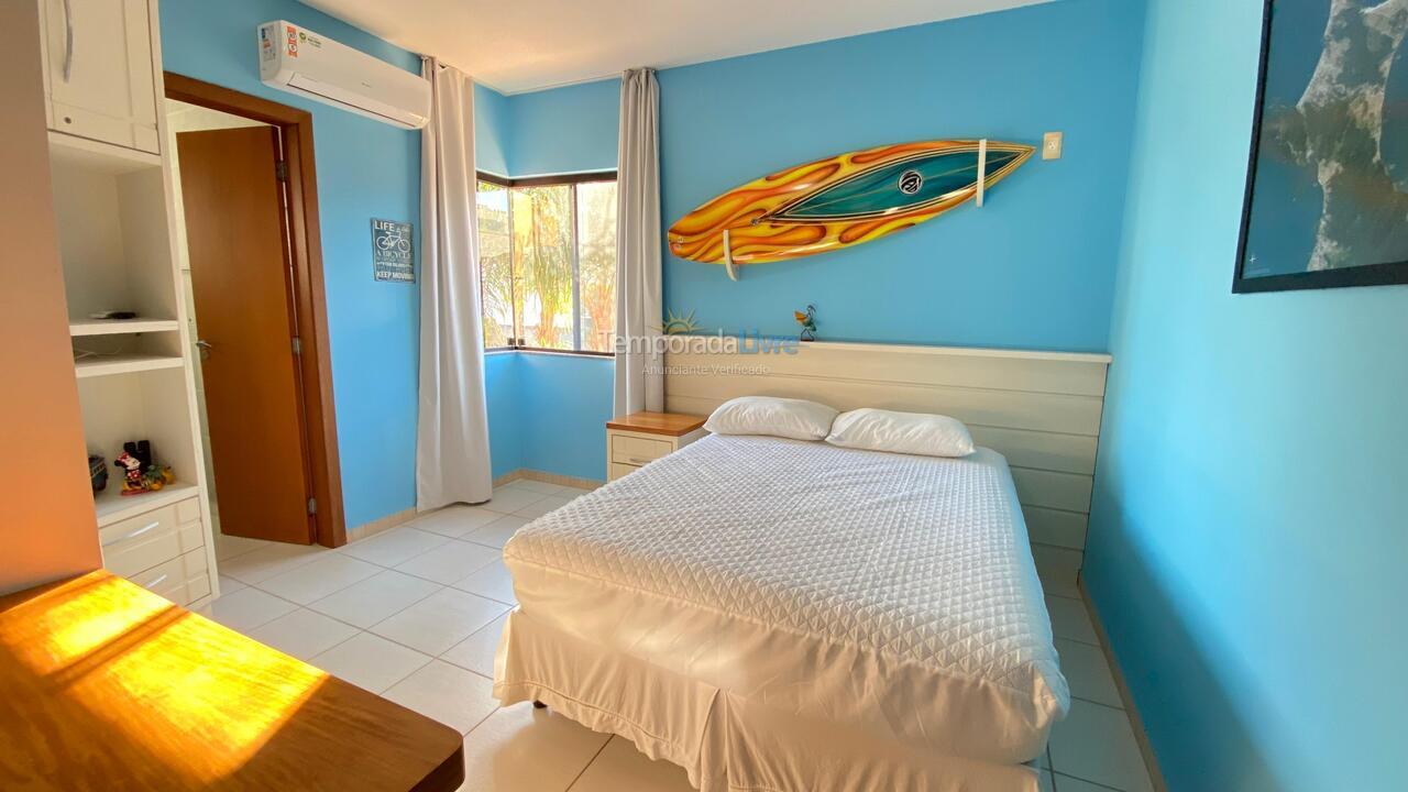 Casa para alquiler de vacaciones em Bombinhas (Praia de Canto Grande Mar de Fora)