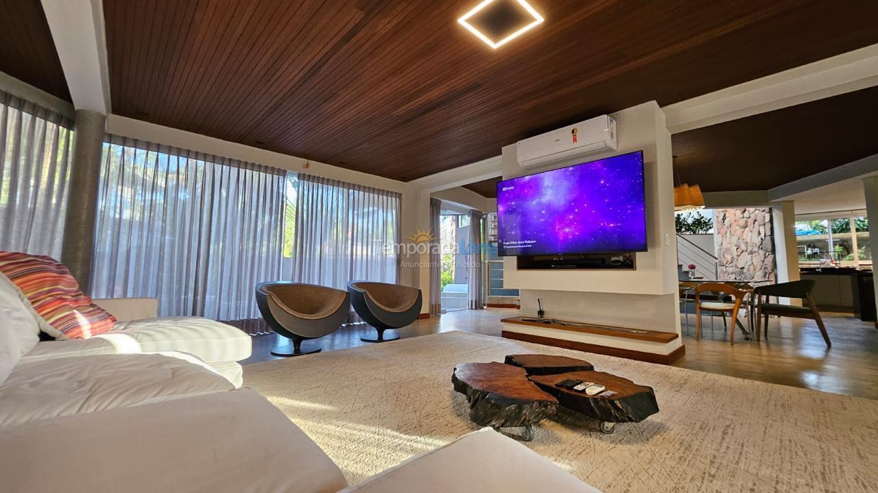 Casa para alquiler de vacaciones em São Sebastião (Boiçucanga)