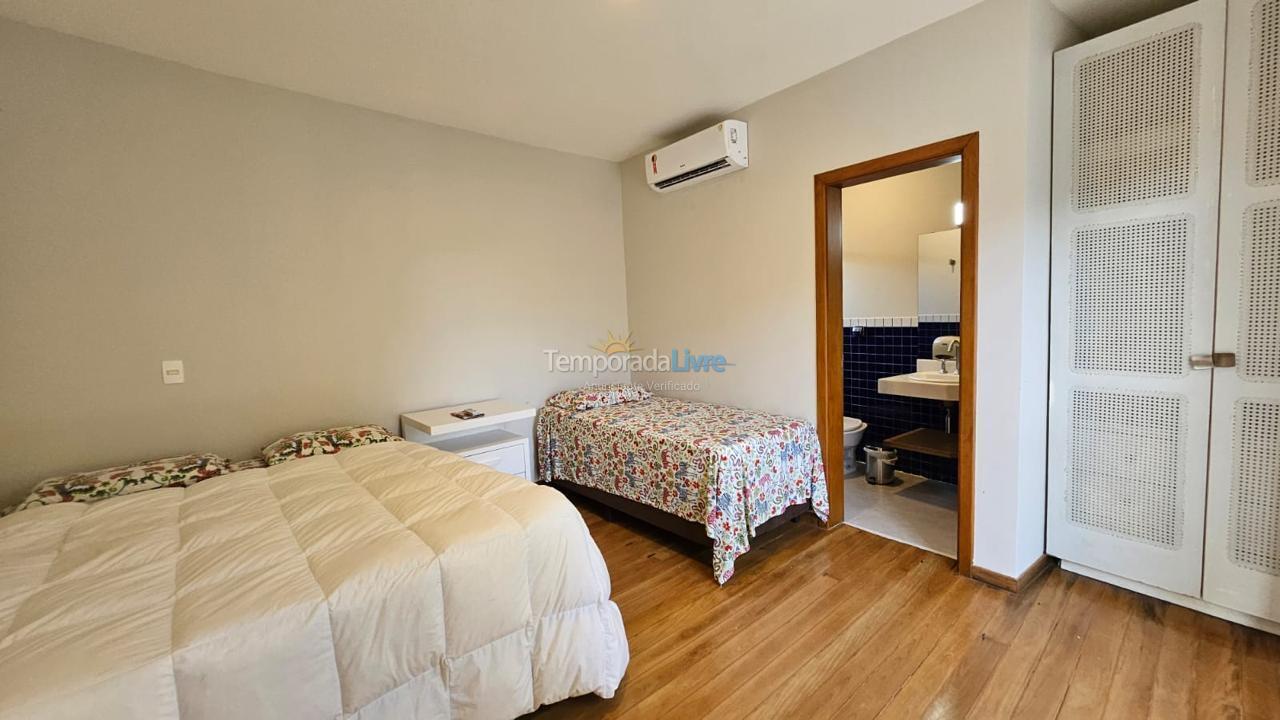 Casa para alquiler de vacaciones em São Sebastião (Boiçucanga)