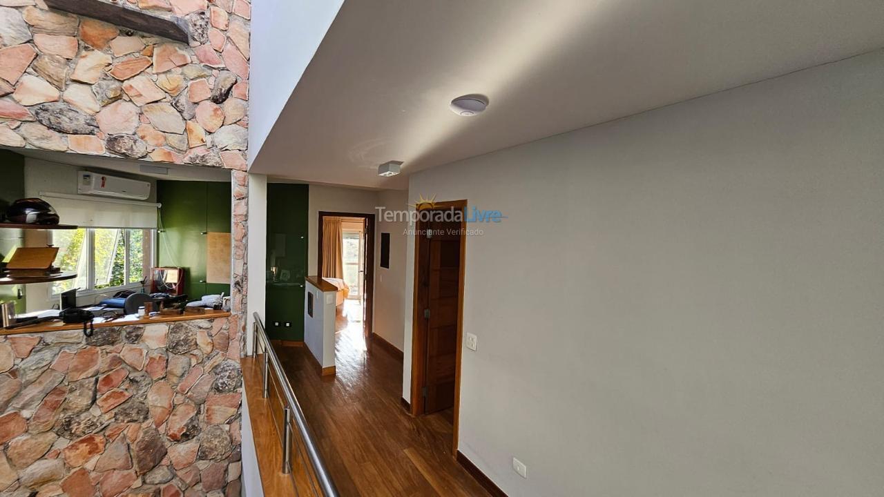 Casa para alquiler de vacaciones em São Sebastião (Boiçucanga)