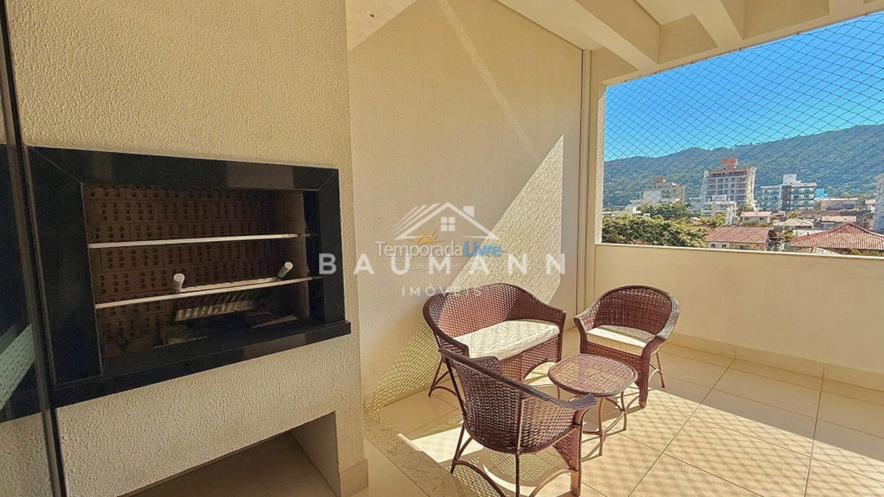 Apartamento para aluguel de temporada em Bombinhas (Praia de Bombas)