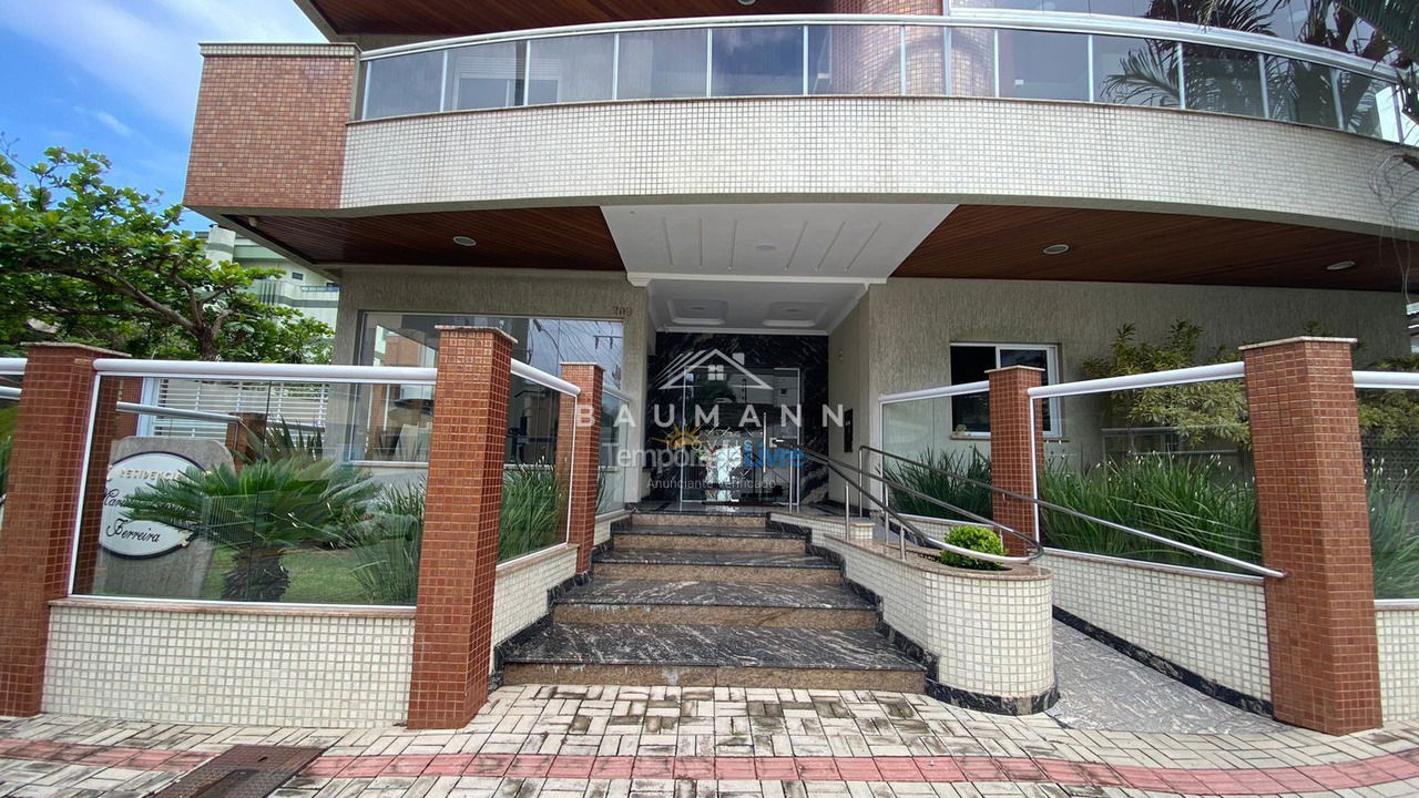 Apartment for vacation rental in Bombinhas (Praia de Bombas)