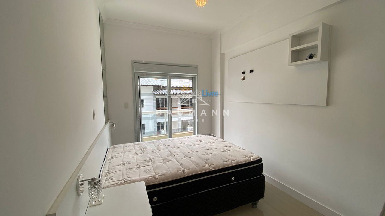 Apartment for vacation rental in Bombinhas (Praia de Bombas)