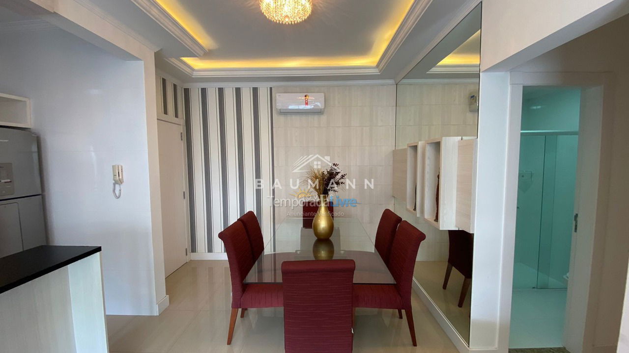 Apartment for vacation rental in Bombinhas (Praia de Bombas)