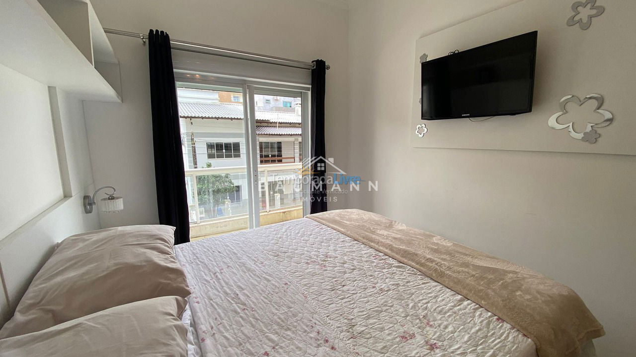 Apartment for vacation rental in Bombinhas (Praia de Bombas)