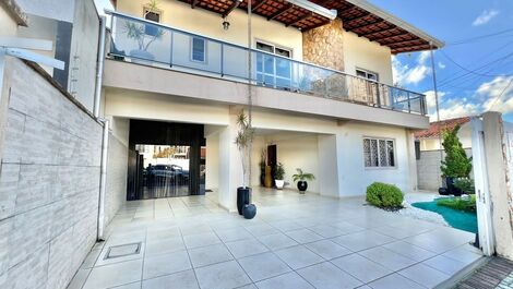 House for rent in Camboriú - Centro