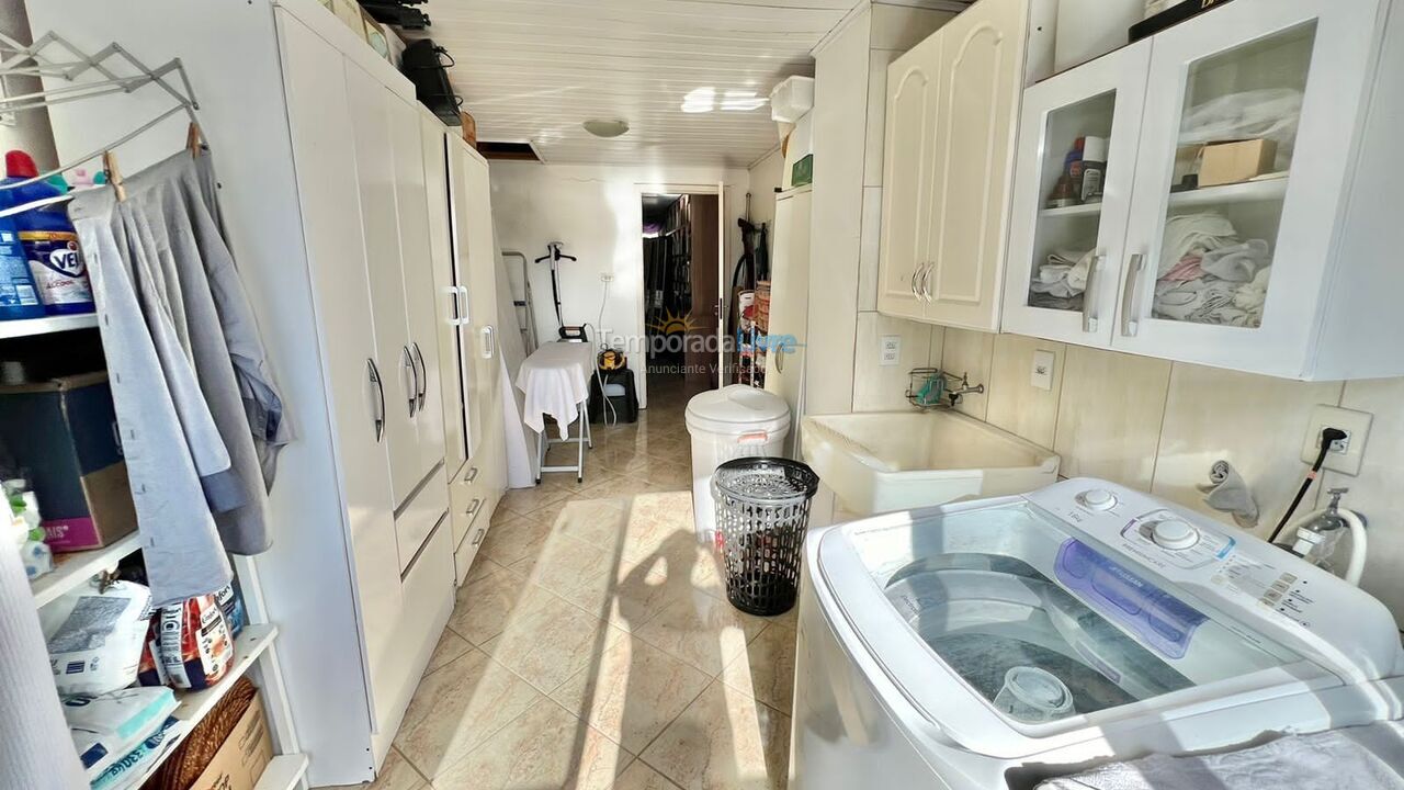 House for vacation rental in Camboriú (Centro)