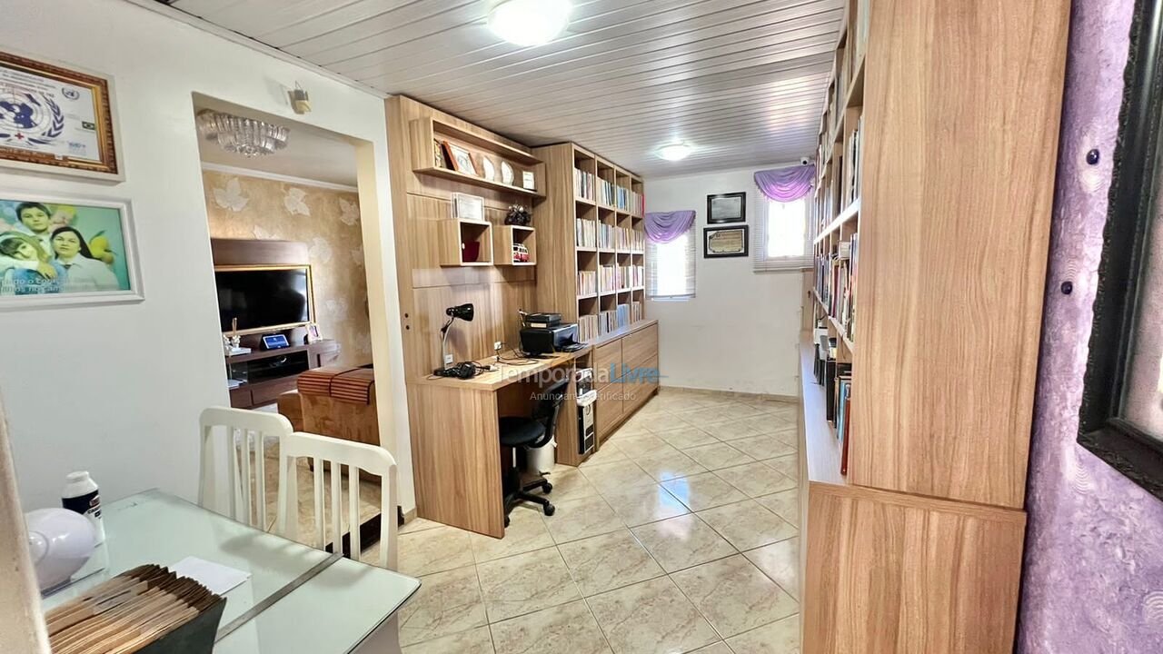 House for vacation rental in Camboriú (Centro)