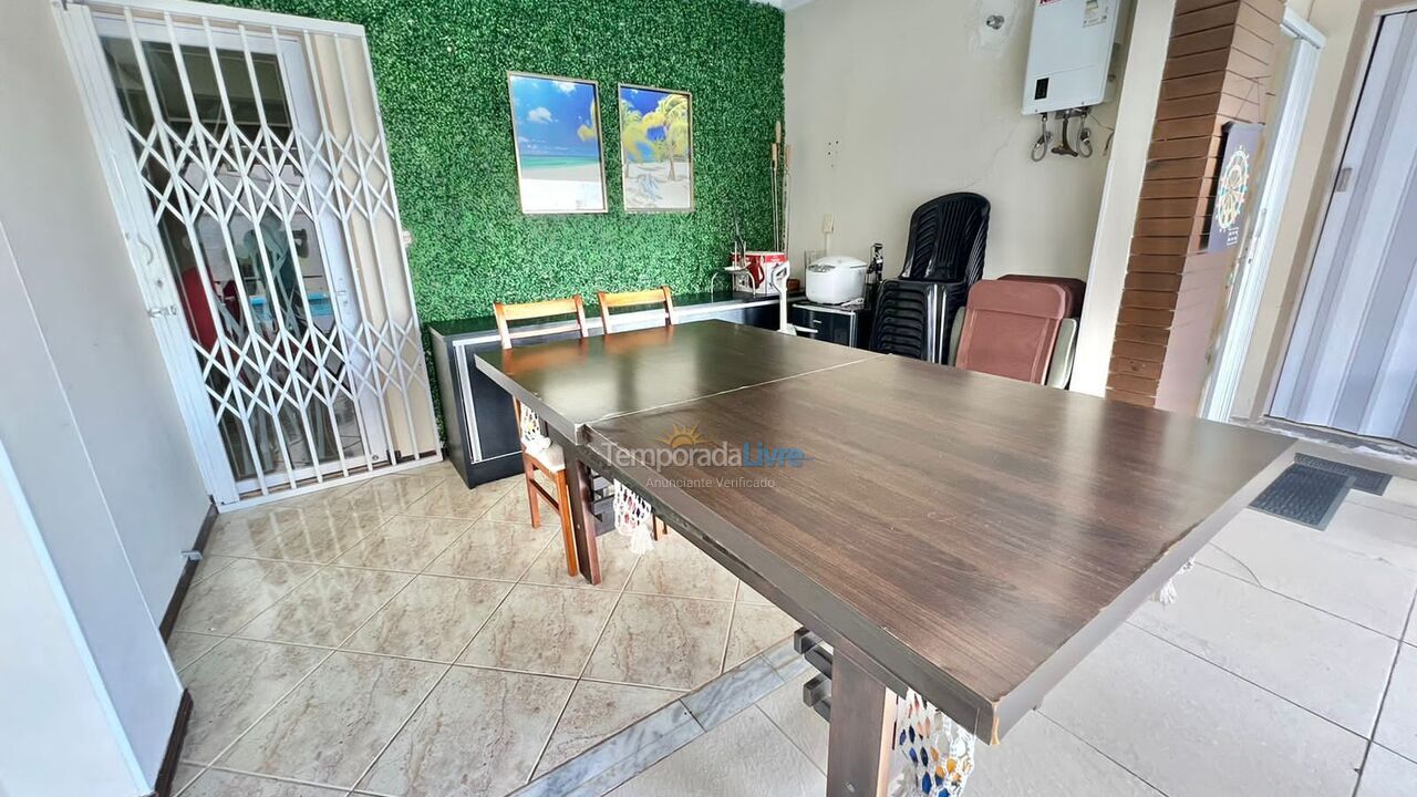 House for vacation rental in Camboriú (Centro)