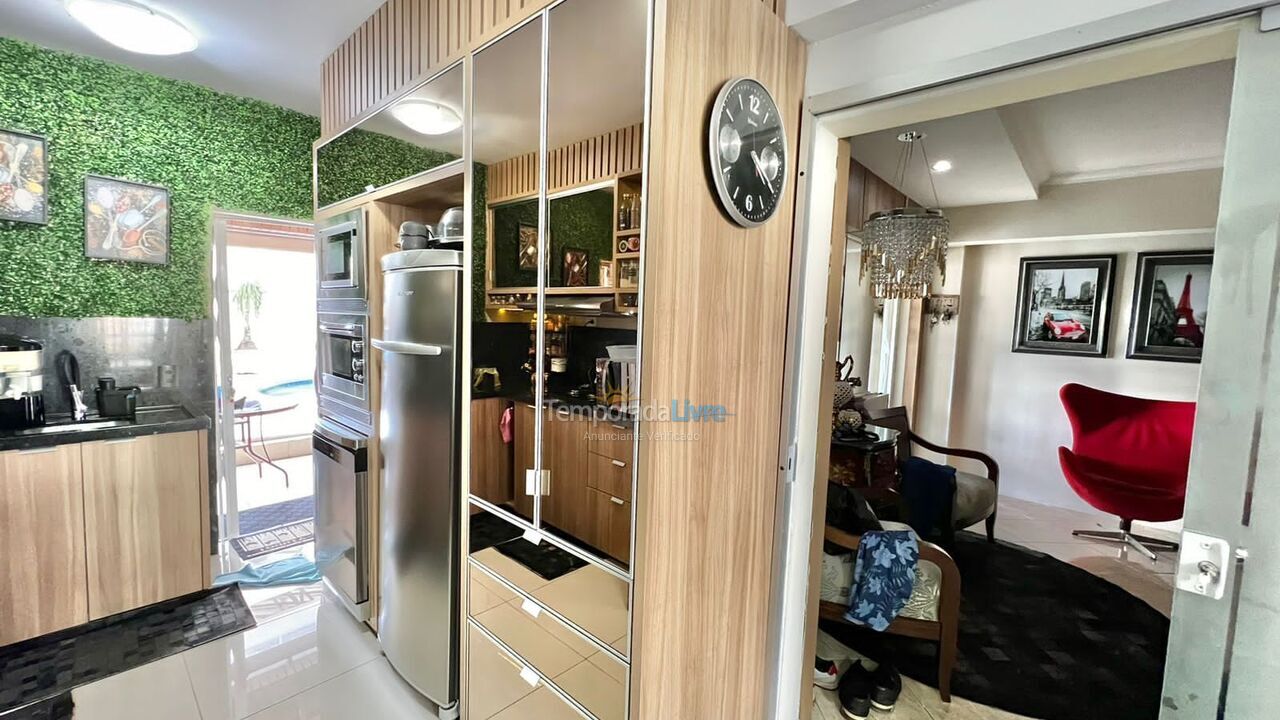 House for vacation rental in Camboriú (Centro)