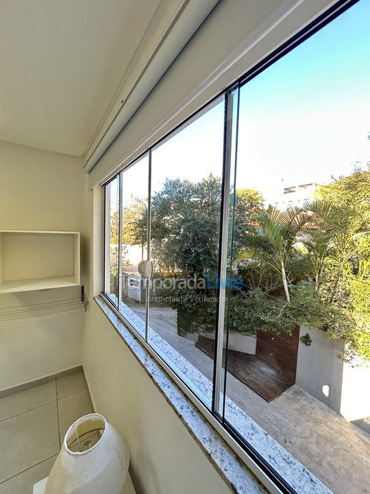 Apartamento para aluguel de temporada em Bombinhas (Canto Grande)