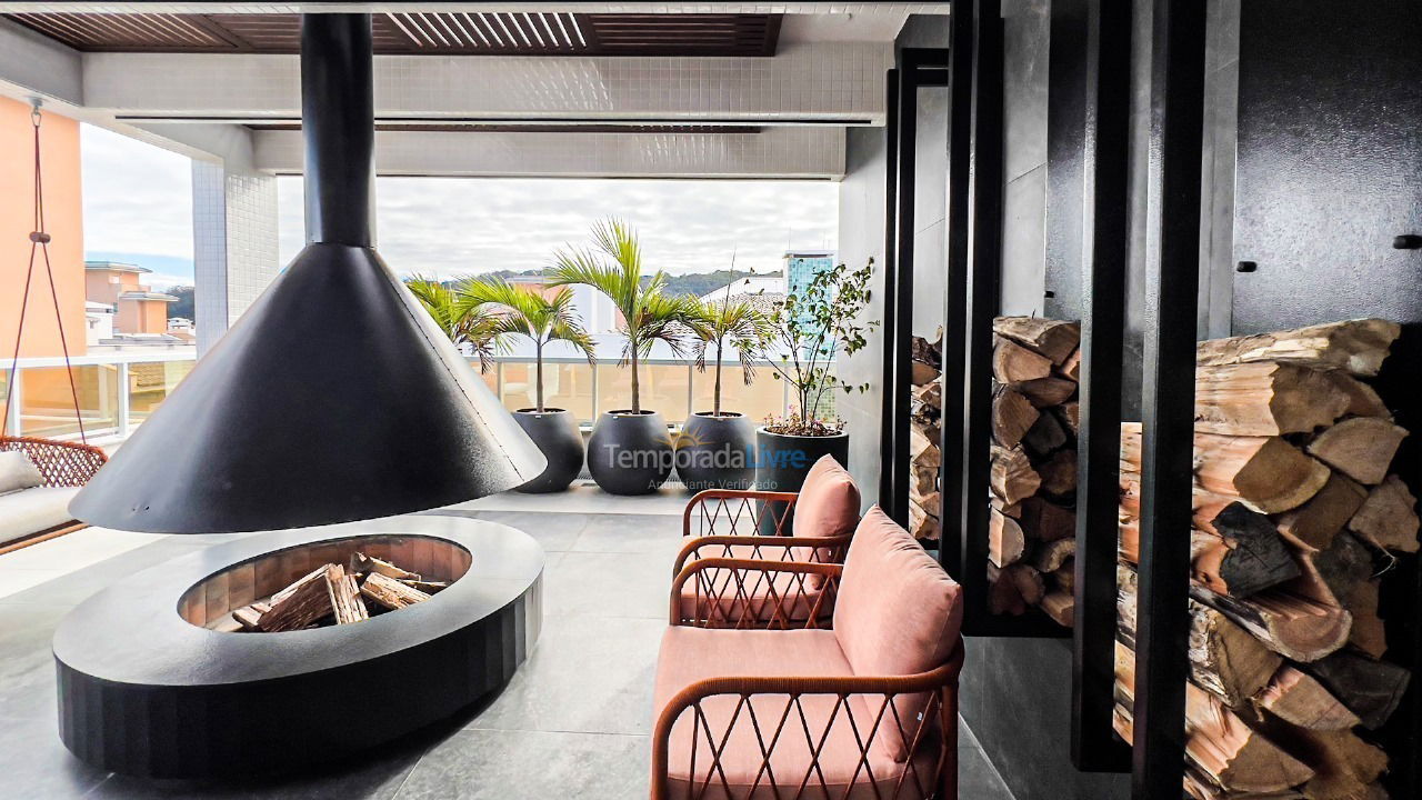 Apartamento para aluguel de temporada em Florianopolis (Praia dos Ingleses)