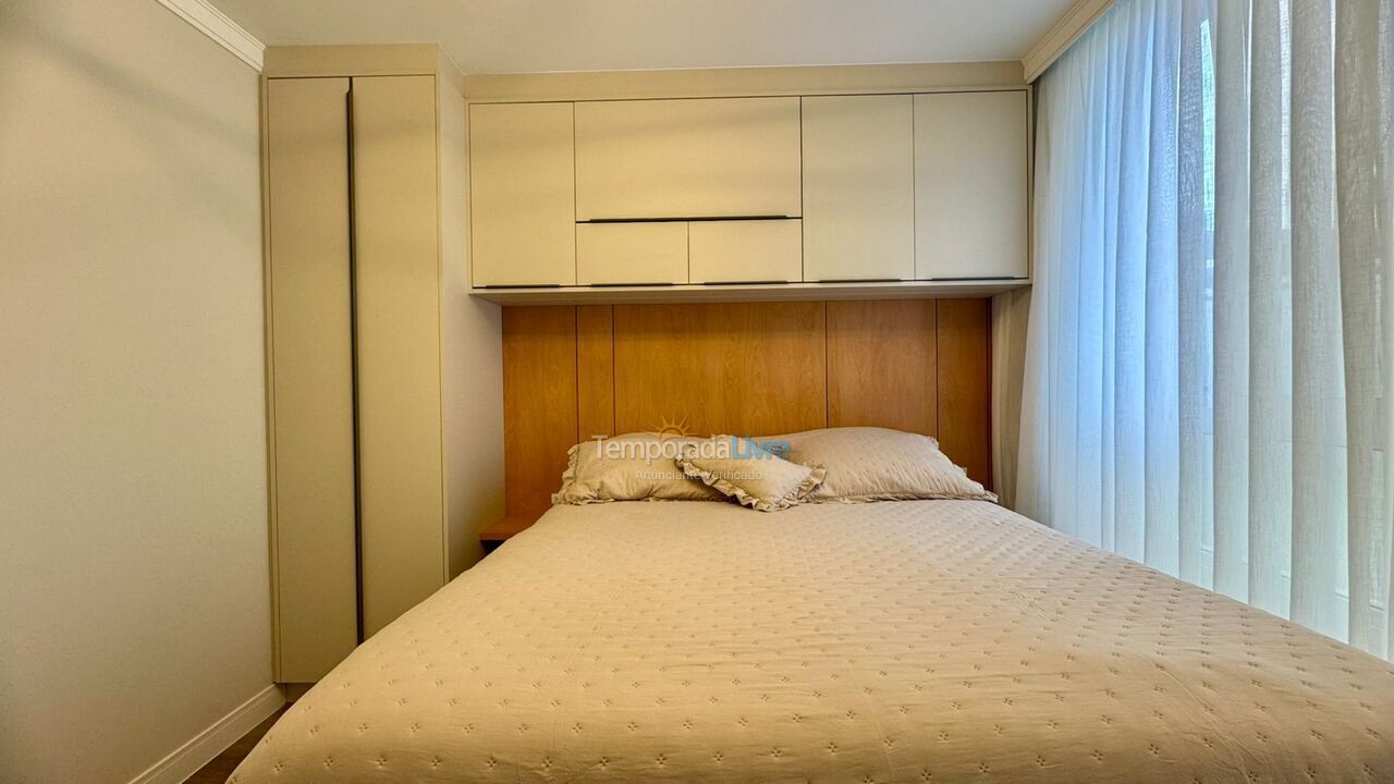 Apartamento para aluguel de temporada em Florianopolis (Praia dos Ingleses)