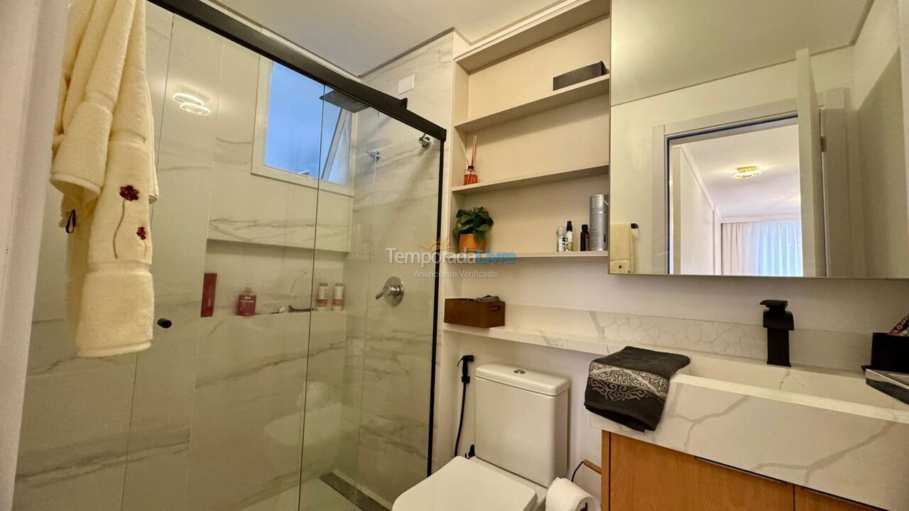 Apartamento para aluguel de temporada em Florianopolis (Praia dos Ingleses)
