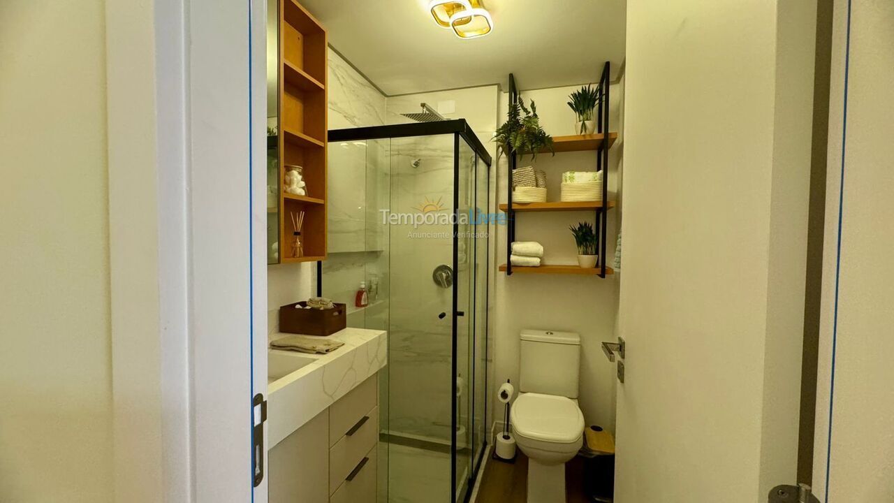 Apartamento para aluguel de temporada em Florianopolis (Praia dos Ingleses)