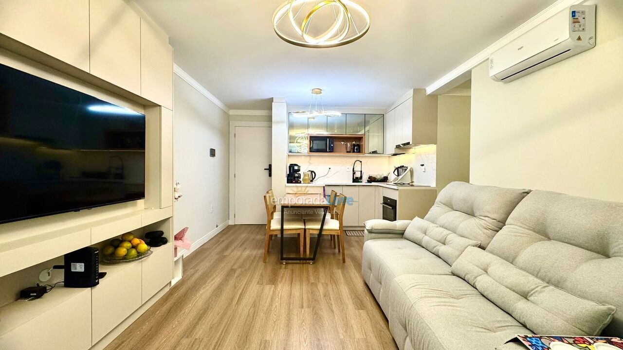 Apartamento para aluguel de temporada em Florianopolis (Praia dos Ingleses)